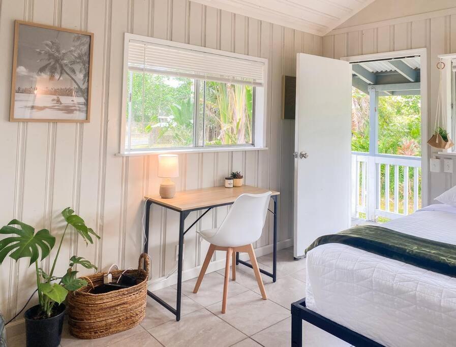 Monstera Bungalow, Spacious, King Bed, Big Kitchen Keaau Bagian luar foto